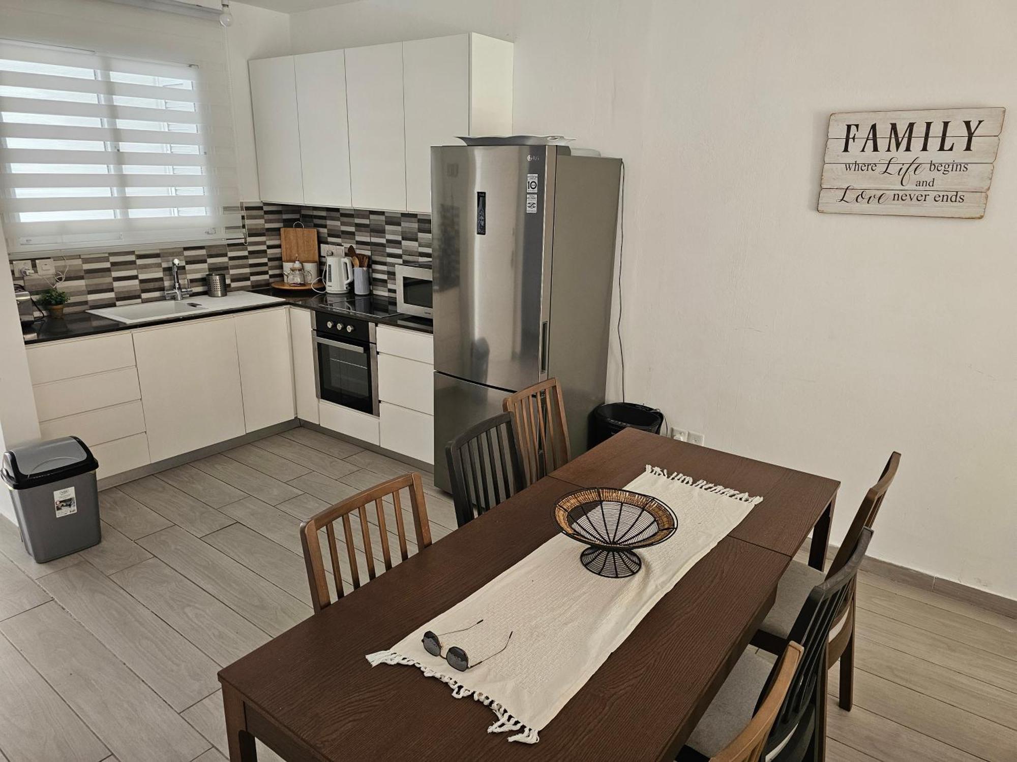 Zom Holiday Apartment Paphos Exterior photo